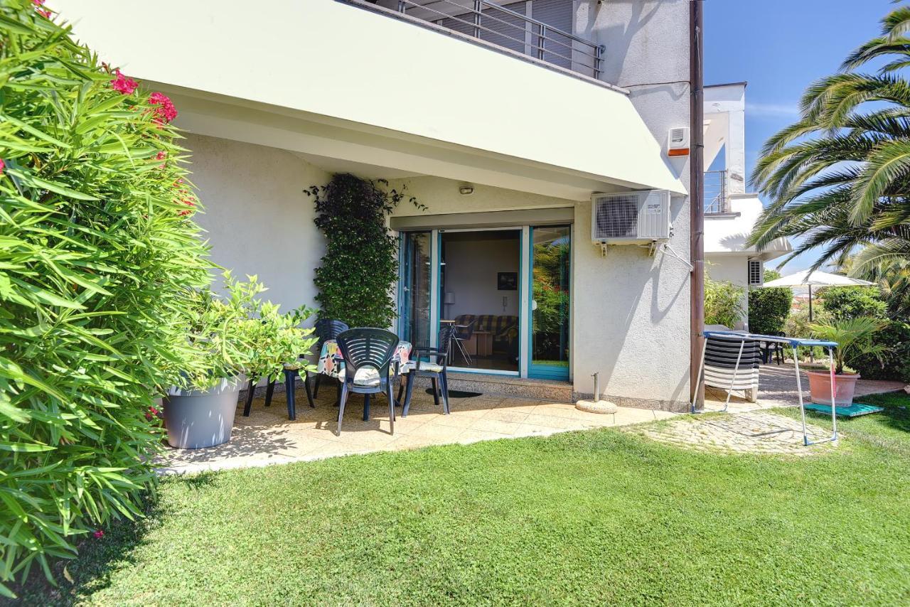 Apartments Villa Ana ميدولين المظهر الخارجي الصورة