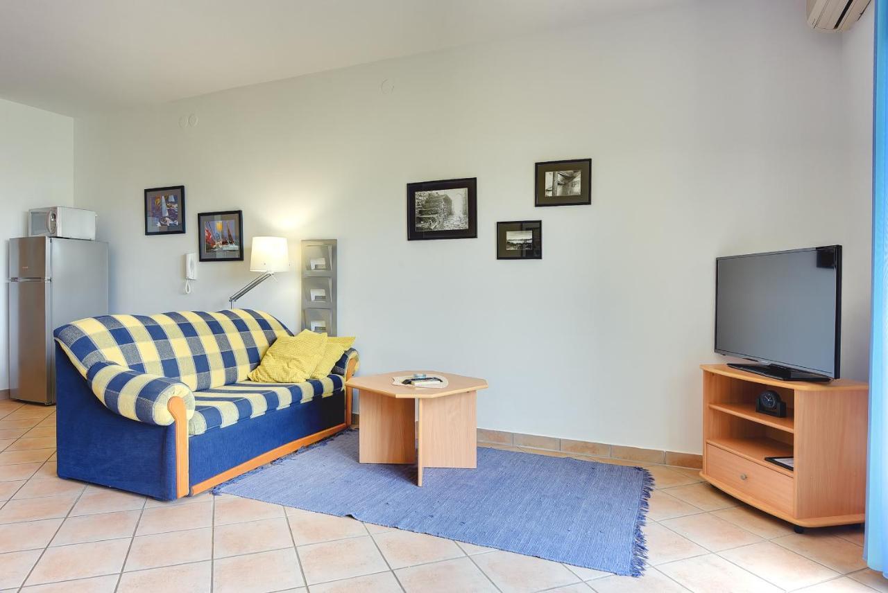 Apartments Villa Ana ميدولين المظهر الخارجي الصورة