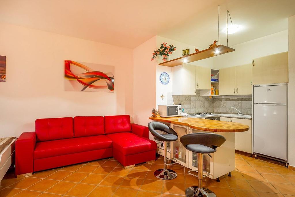 Apartments Villa Ana ميدولين المظهر الخارجي الصورة