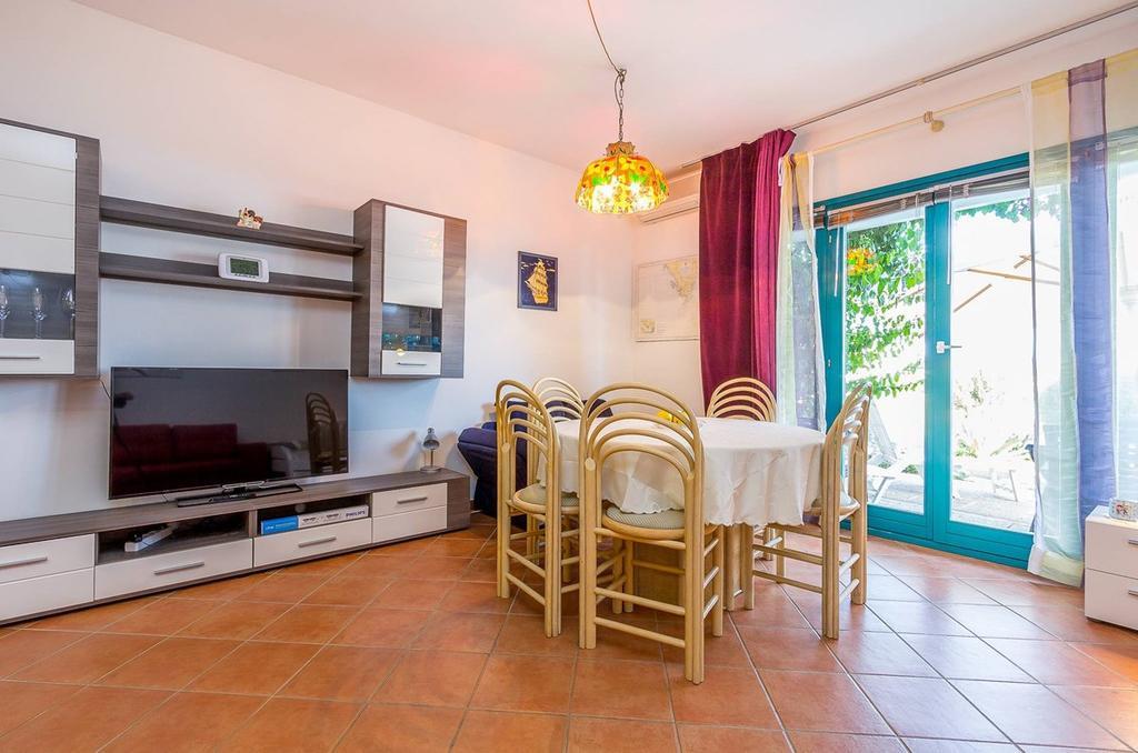 Apartments Villa Ana ميدولين المظهر الخارجي الصورة