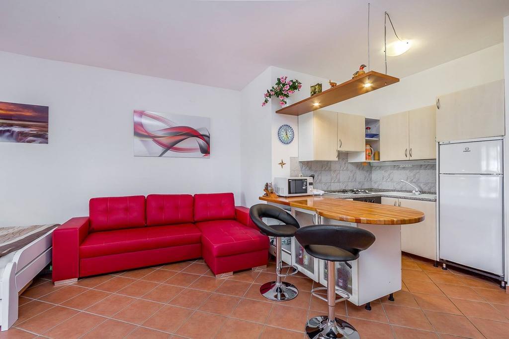 Apartments Villa Ana ميدولين المظهر الخارجي الصورة